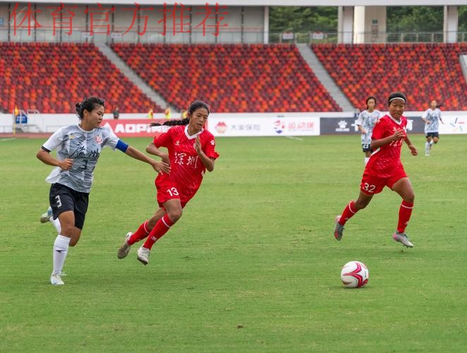 2013足协业余联赛北区决赛打响 英利队首战获胜