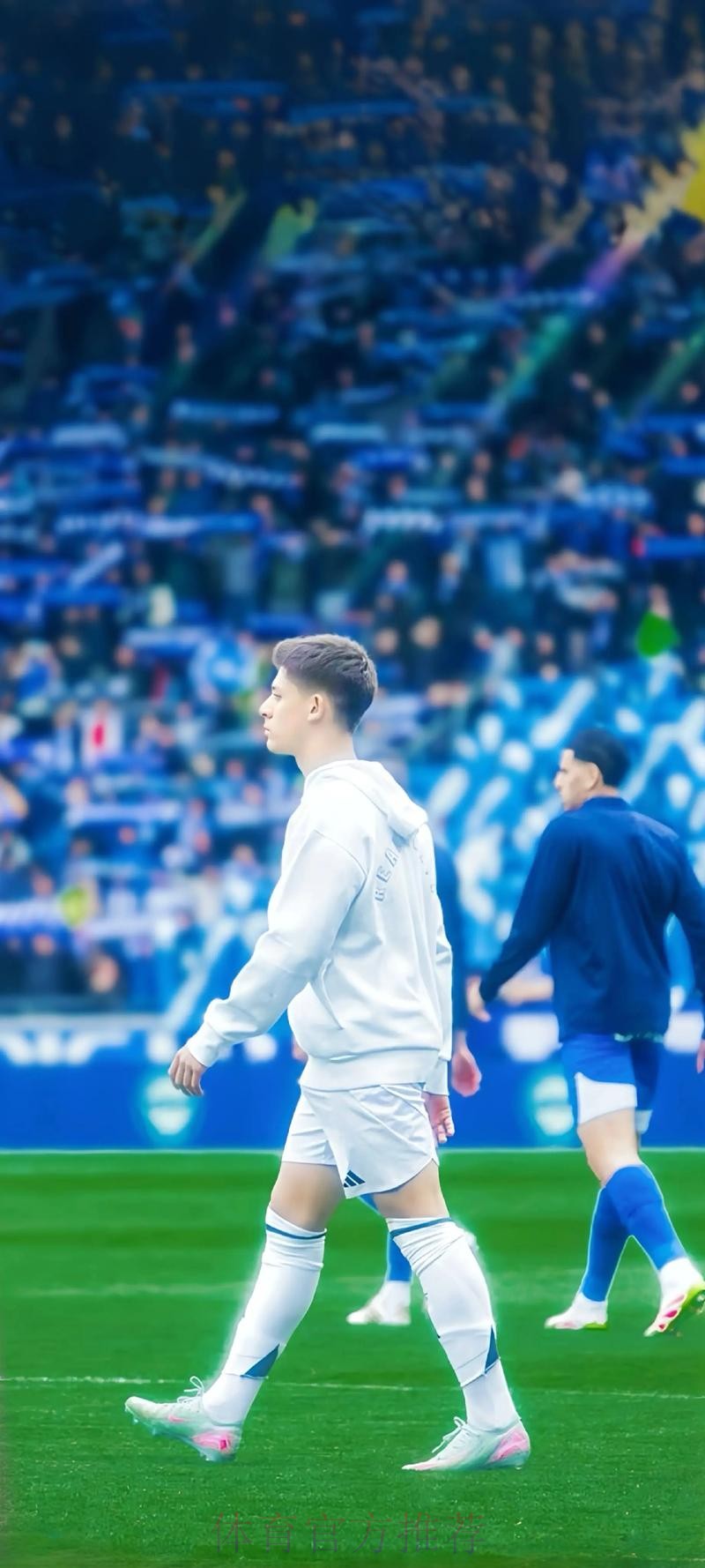 阿拉维斯主帅:皇马将完成新老交替 未来称霸多年 阿拉维斯主帅:皇马将完成新老交替 未来称霸多年